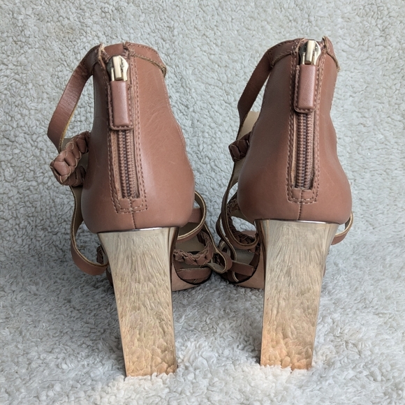 BCBGMAXAZRIA Women's DORIE Dress Sandal size 10 US Tan color - Picture 10 of 15